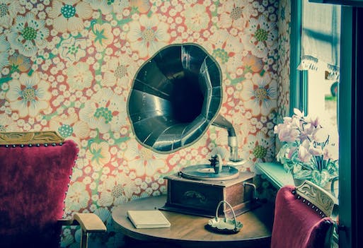 How to create a 1950s look in your living room image